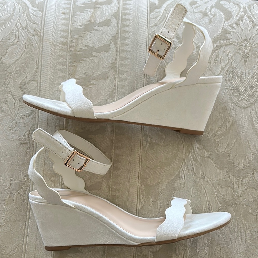 Elegant White Wedge Sandals